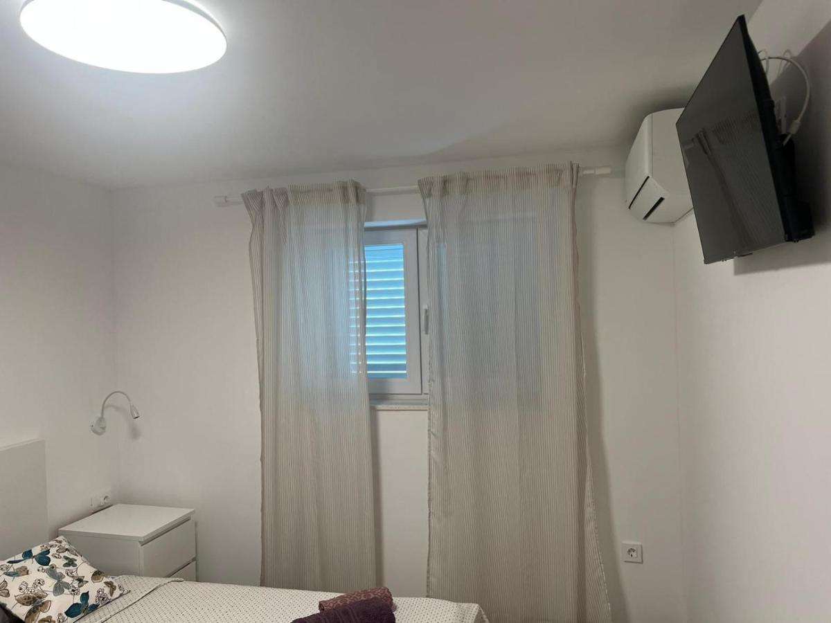 Ferienwohnung Lady Di Makarska Exterior foto